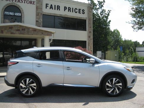 Used 2016 Nissan Murano Platinum w/ Platinum Technology Package FWD image 9