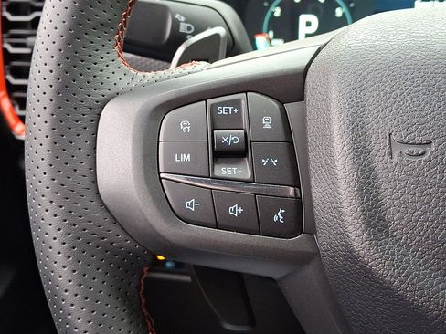 Used 2025 Ford Ranger Raptor image 38