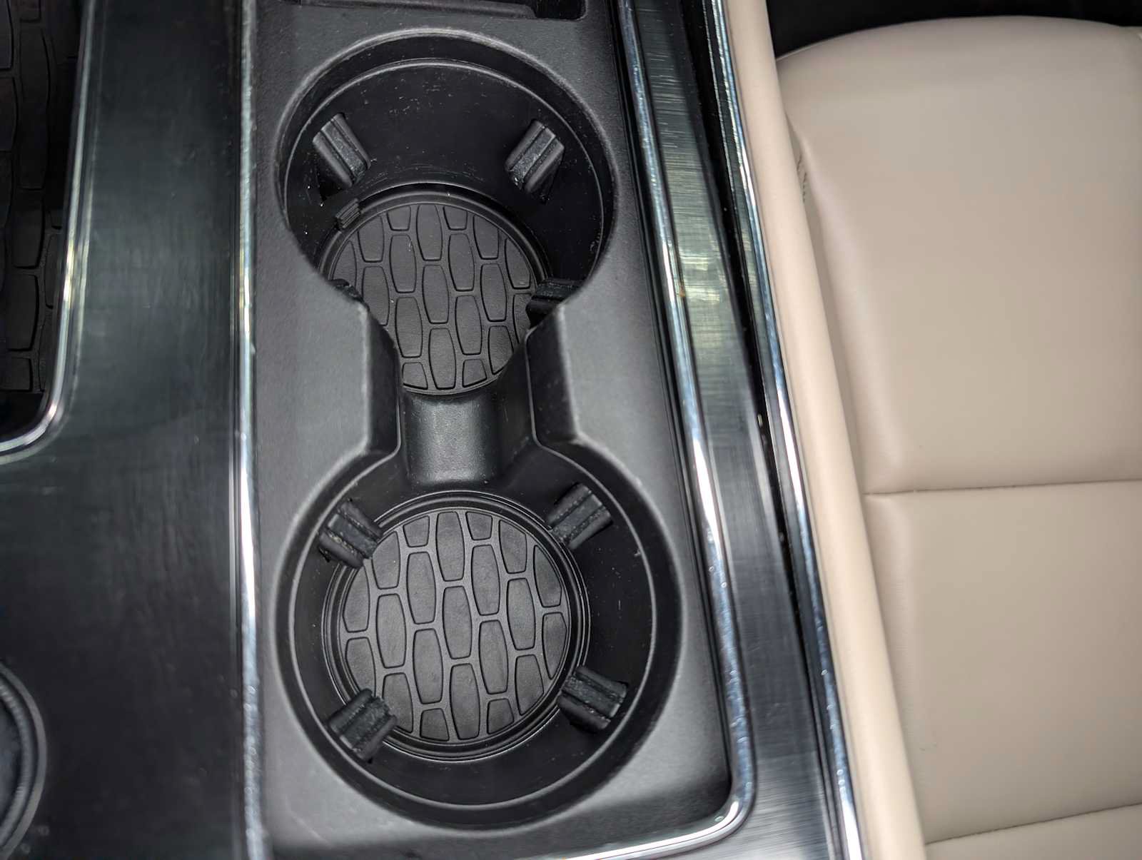 Used 2023 Lincoln Aviator AWD image 27