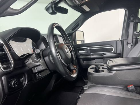 Used 2024 RAM 2500 Big Horn w/ Bed Utility Group image 24