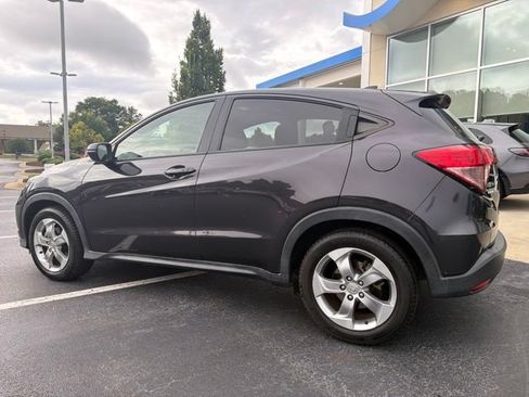 Certified 2017 Honda HR-V EX image 8
