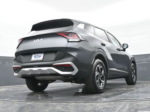 Used 2023 Kia Sportage LX image 43