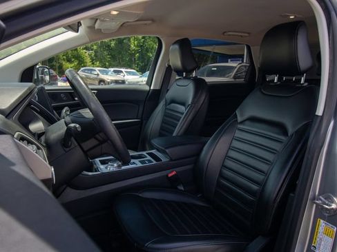 Used 2022 Ford Edge SEL AWD/4WD image 7