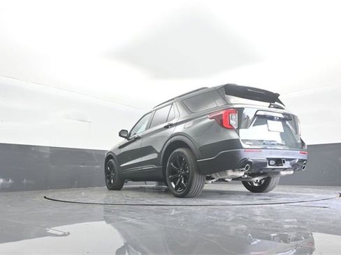 Used 2023 Ford Explorer ST-Line w/ Class IV Trailer Tow Package image 35
