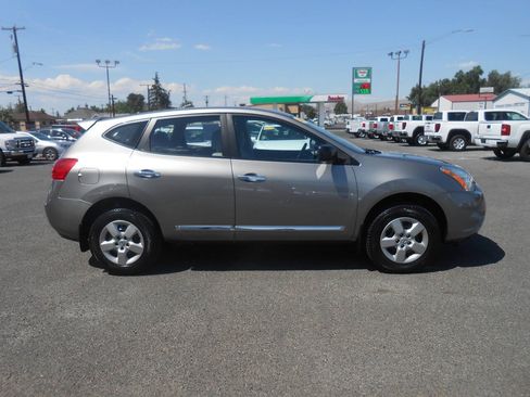 Used 2011 Nissan Rogue S AWD/4WD image 2