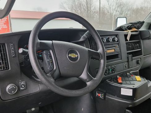 Used 2016 Chevrolet Express 3500 w/ School Bus Package RWD image 9