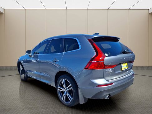 Used 2021 Volvo XC60 T5 Momentum w/ Premium Package AWD/4WD image 8