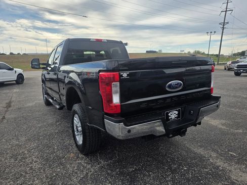 Used 2019 Ford F250 XLT image 5