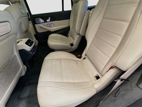 Used 2020 Mercedes-Benz GLS 450 4MATIC image 12