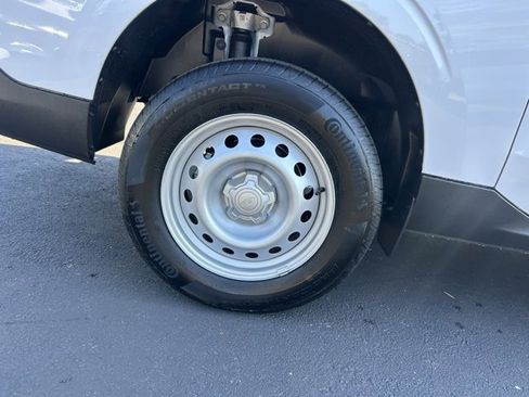 Used 2025 Ford Maverick XL w/ Equipment Group 102A image 6