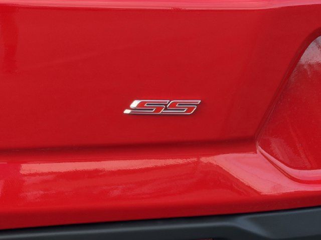 Used 2022 Chevrolet Camaro SS RWD image 11