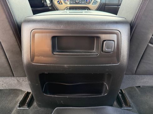 Used 2018 GMC Sierra 1500 Denali image 33