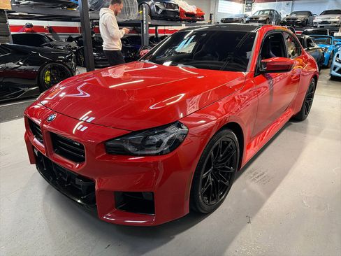 Used 2024 BMW M2 w/ Carbon Package image 10