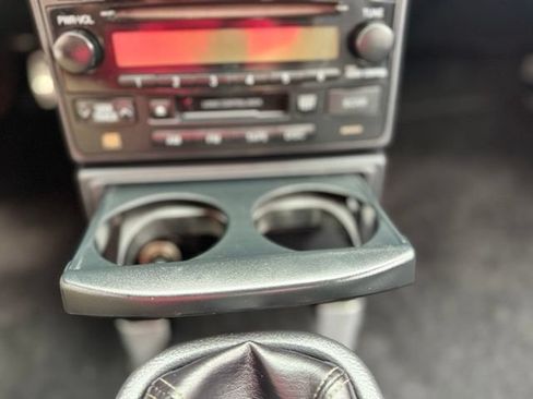 Used 2003 Toyota MR2 RWD image 58