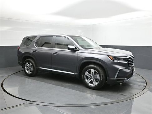 New 2025 Honda Pilot EX-L image 17