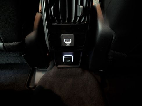 Used 2022 Jeep Compass Limited image 29