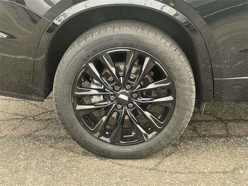 Used 2024 Cadillac XT6 Luxury image 7