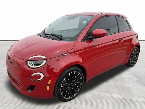 Used 2024 FIAT 500 e (RED) FWD image 3