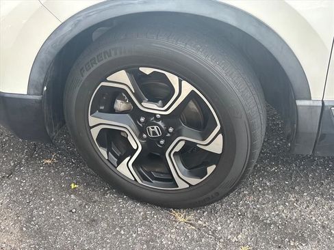 Used 2018 Honda CR-V Touring image 18
