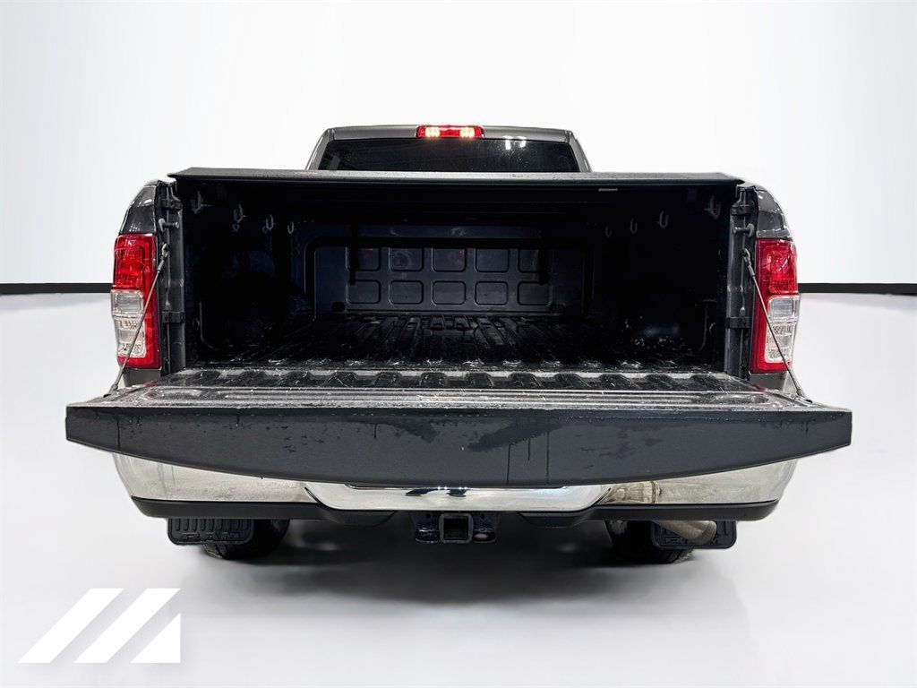Used 2022 RAM 2500 Tradesman w/ Chrome Appearance Group AWD/4WD image 25