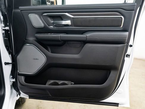 New 2026 RAM 1500 Laramie AWD/4WD image 29