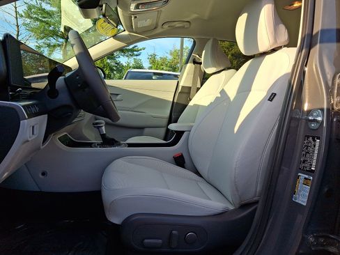 Certified 2025 Hyundai Kona SEL AWD/4WD image 14