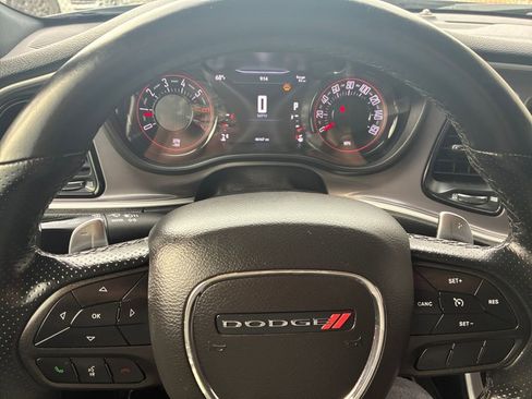 Used 2022 Dodge Challenger R/T w/ Blacktop Package image 10