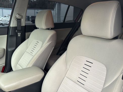 Used 2021 Kia Sportage LX w/ LX Fwd Popular Package image 25