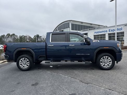 Used 2020 GMC Sierra 2500 Denali w/ Denali Ultimate Package image 11