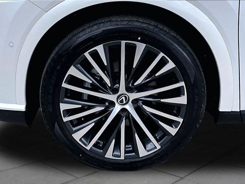 Used 2024 Lexus RX 350 Premium Plus w/ Convenience Package FWD image 11