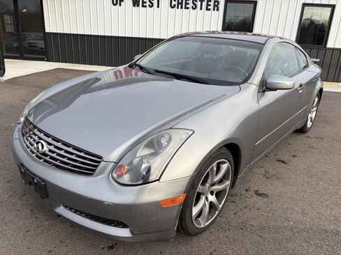 Used 2003 INFINITI G35 Base 2dr Coupe w/ Performance Tire & Wheel Pkg image 2