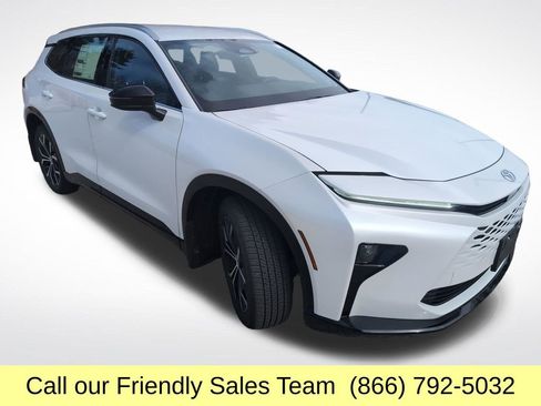 New 2026 Toyota Crown Signia image 7