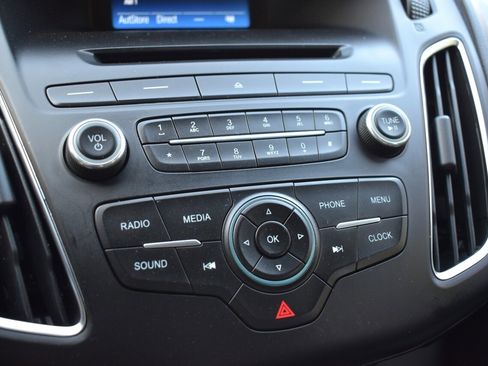 Used 2016 Ford Focus ST image 24