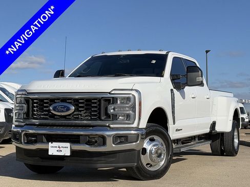 Used 2024 Ford F350 Lariat w/ FX4 Off-Road Package image 1