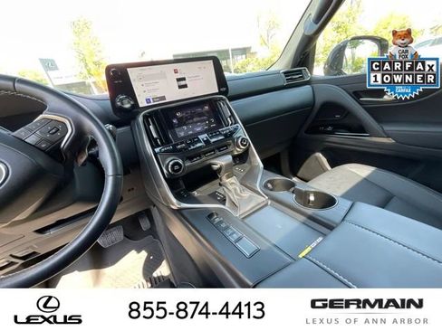 Used 2024 Lexus LX 600 4WD w/ Appearance Package image 21