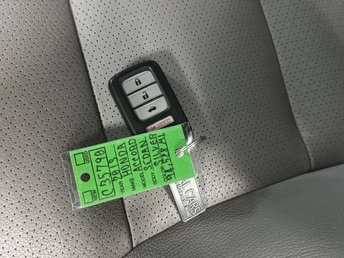 Used 2013 Honda Accord EX-L image 30