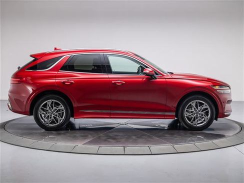 Used 2023 Genesis GV70 2.5T w/ Advanced Package image 6