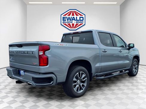 Certified 2024 Chevrolet Silverado 1500 RST w/ Convenience Package II AWD/4WD image 3