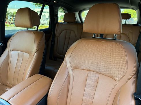 Certified 2022 BMW X5 xDrive40i image 22