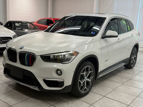 Used 2018 BMW X1 xDrive28i AWD/4WD image 3