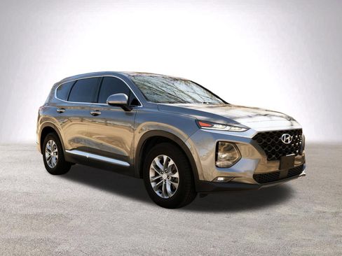 Used 2020 Hyundai Santa Fe SEL image 2