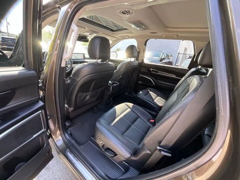Used 2021 Kia Telluride SX image 22