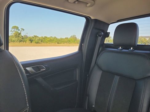 Used 2023 Ford Ranger Lariat w/ Tremor Off-Road Package image 12