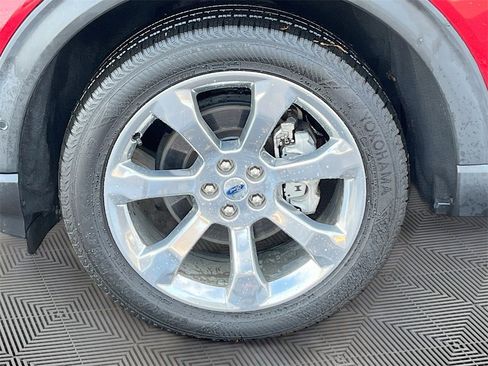 Used 2020 Ford Explorer Platinum w/ Premium Technology Package image 31