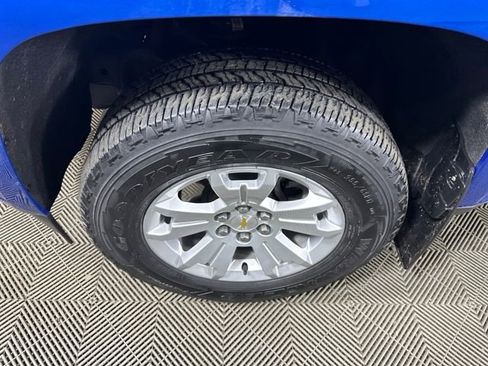 Used 2022 Chevrolet Colorado LT w/ LT Convenience Package image 15