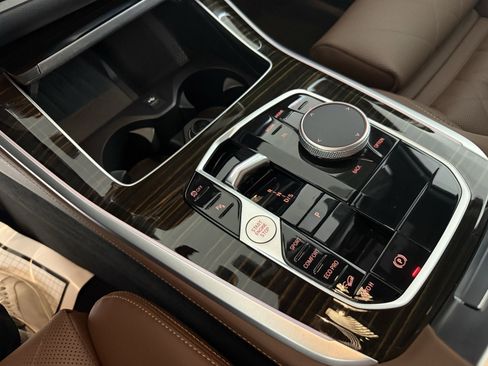 Certified 2025 BMW X5 xDrive40i image 13