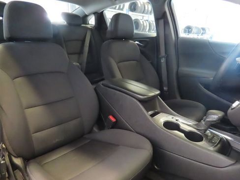 Used 2024 Chevrolet Malibu LT FWD image 7