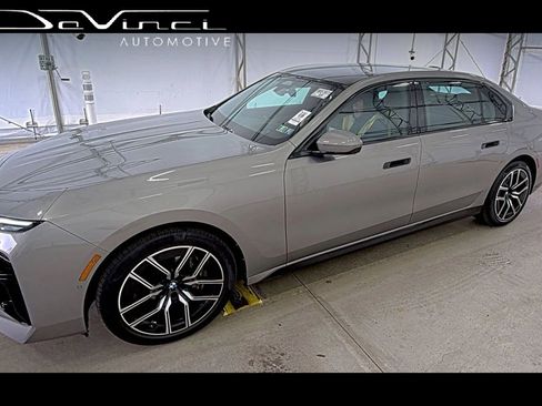 Used 2023 BMW 740i w/ Parking Assistance Package image 1