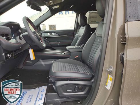 New 2026 Ford Explorer ST-Line image 9