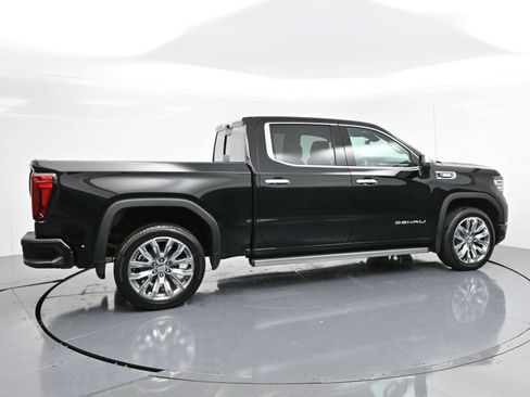 Used 2025 GMC Sierra 1500 Denali w/ Denali Reserve Package AWD/4WD image 8